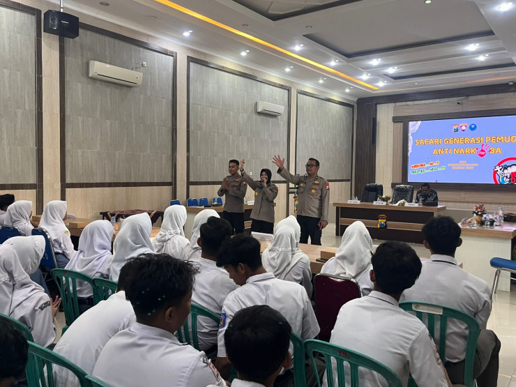 Polda Jatim Gelar Safari Generasi Emas Anti Narkoba di Bondowoso