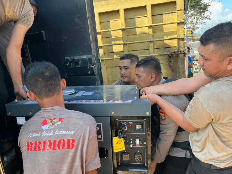 Bantuan Logistik Kapolri untuk Polres Aceh Tamiang Tiba, Pastikan Pelayanan Kepolisian Segera Pulih