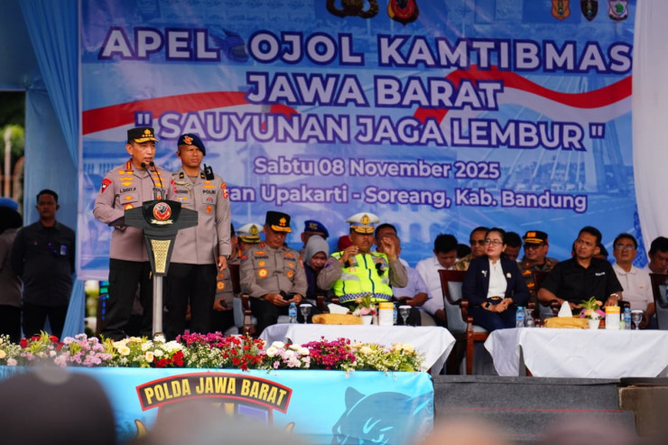 Kapolri Pimpin Apel Ojol Kamtibmas di Jabar Bersatu Padu Jaga Keamanan