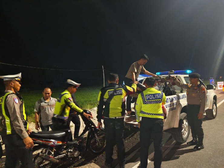 Polisi Gelar Patroli Balap Liar di Jalur Lintas Utara Lamongan 9 Motor Diamankan